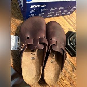 BIRKENSTOCK BOSTON CLOGS BRAND NEW